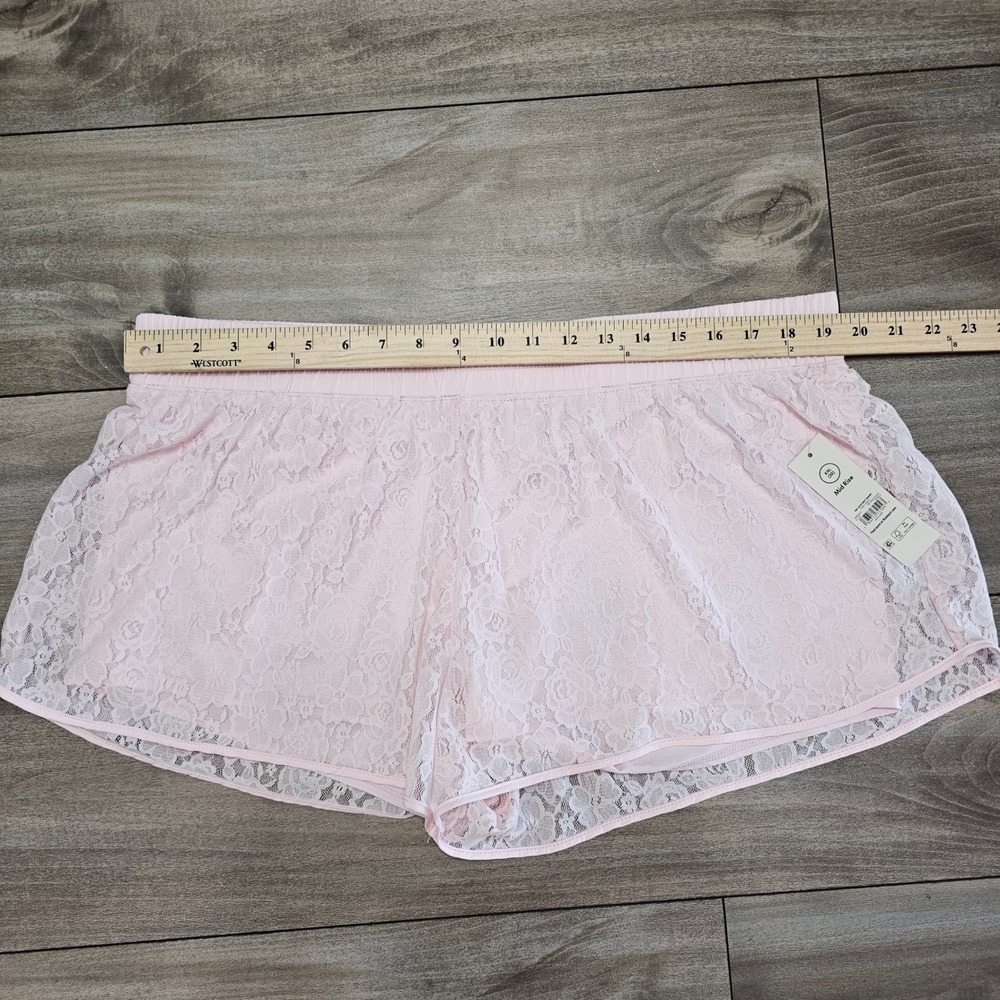 No Boundaries Pink Lace Knit Shorts XXL 20 Mid Rise Floral Elastic Waist NWT - Picture 8 of 9